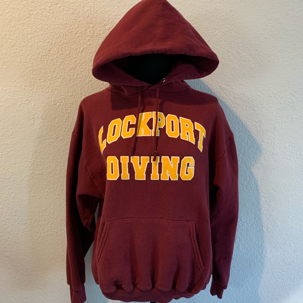 🧡 Lockport HS Diving apparel